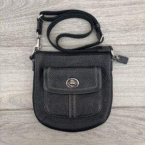 Coach Vintage Black Pebbled Leather Crossbody Bag Shoulder Purse